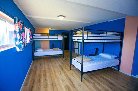 Greenmount Beach House - Accommodation Gladstone 26