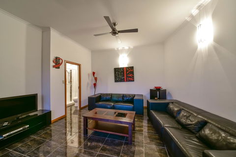 Bella Vista On Nara Pets Welcome - Accommodation Gladstone 22