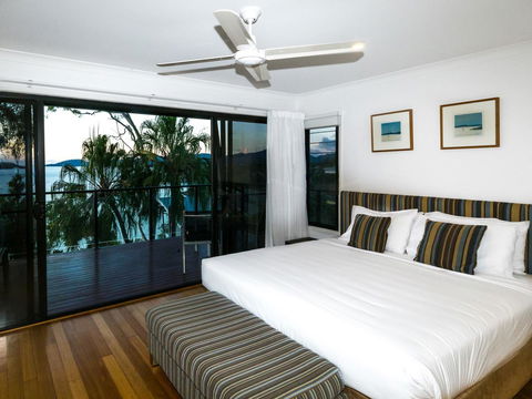 Shorelines - Accommodation Gladstone 28