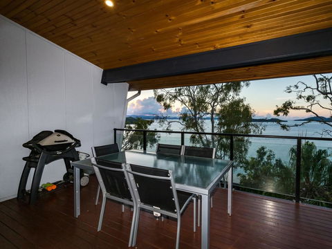 Shorelines - Accommodation Gladstone 26