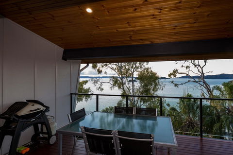 Shorelines - Accommodation Gladstone 33