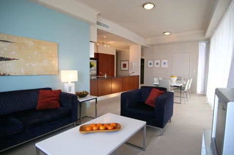 Mantra Towers Of Chevron - Accommodation Gladstone 17