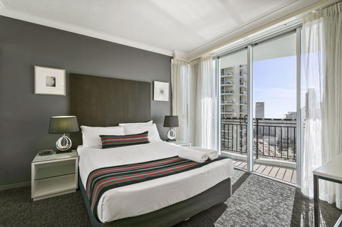 Mantra Towers Of Chevron - Accommodation Gladstone 22