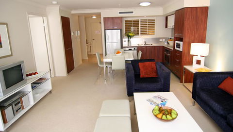 Mantra Towers Of Chevron - Accommodation Gladstone 15