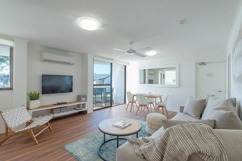 Munna Beach Apartments - Accommodation Gladstone 15