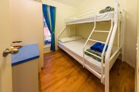 King Reef Resort - Accommodation Gladstone 35