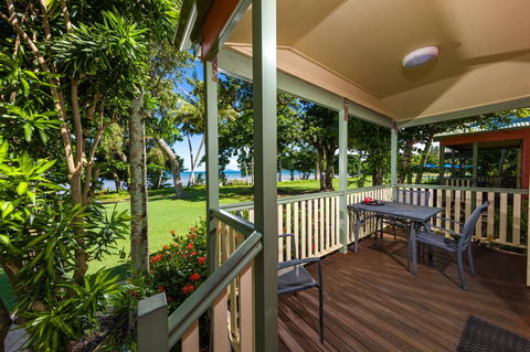 King Reef Resort - Accommodation Gladstone 1