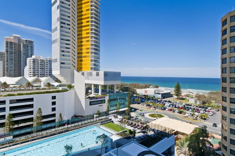 Oracle Resort Broadbeach - Gclr - Accommodation Gladstone 1