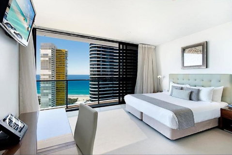 Oracle Resort Broadbeach - Gclr - Accommodation Gladstone 5
