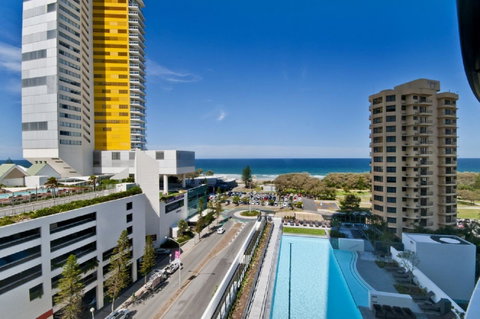 Oracle Resort Broadbeach - Gclr - Accommodation Gladstone 8