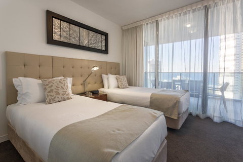 Oracle Resort Broadbeach - Gclr - Accommodation Gladstone 36