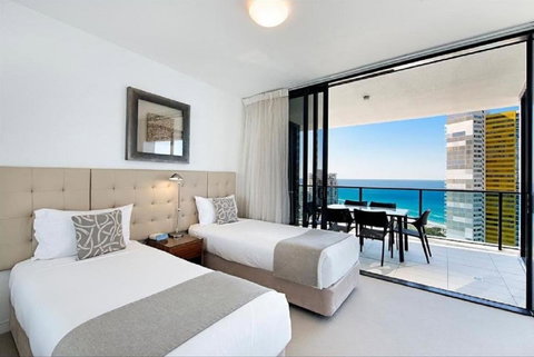 Oracle Resort Broadbeach - Gclr - Accommodation Gladstone 3