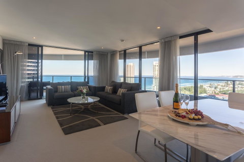 Oracle Resort Broadbeach - Gclr - Accommodation Gladstone 27