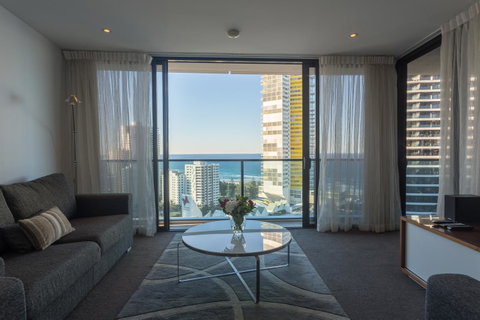 Oracle Resort Broadbeach - Gclr - Accommodation Gladstone 40