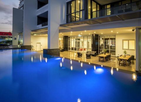 Synergy Broadbeach - Official - Accommodation Gladstone 0