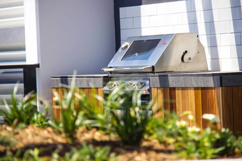 Synergy Broadbeach - Official - Accommodation Gladstone 13