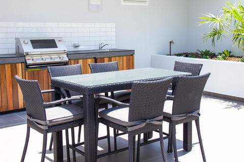 Synergy Broadbeach - Official - Accommodation Gladstone 15