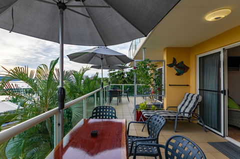 Sunlit Waters Studio Apartments - Accommodation Gladstone 22