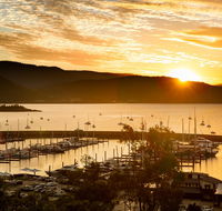 Sunlit Waters Studio Apartments - Accommodation Gladstone