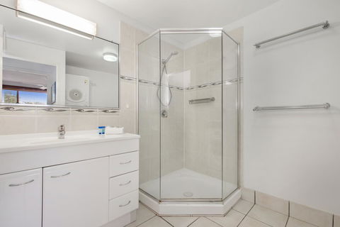 Alexandria Apartments - Accommodation Gladstone 18