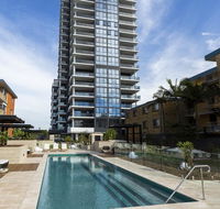 Boardwalk Burleigh Beach - Official - Accommodation Gladstone