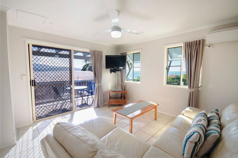 Airlie Apartments - Accommodation Gladstone 7
