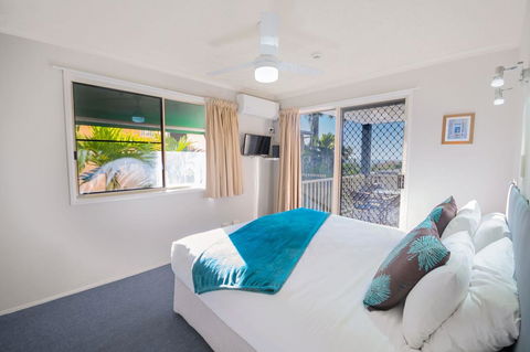 Airlie Apartments - Accommodation Gladstone 0
