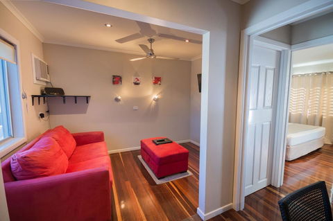 Airlie Apartments - Accommodation Gladstone 19