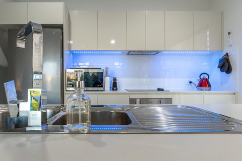 Blue Lagoon Villa A - Accommodation Gladstone 8