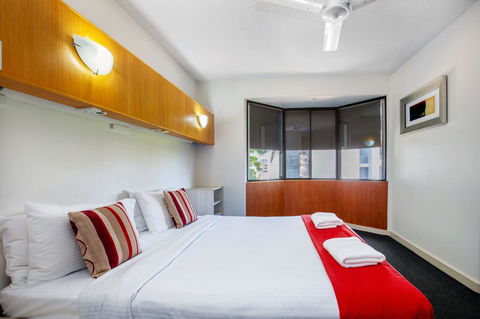 Tiki Hotel Apartments Surfers Paradise - Accommodation Gladstone 1