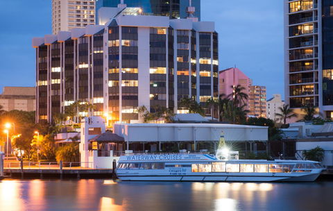 Tiki Hotel Apartments Surfers Paradise - Accommodation Gladstone 8
