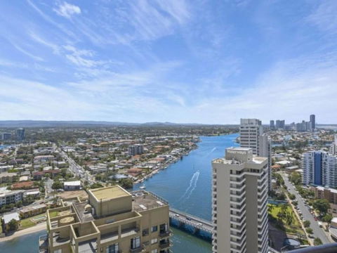 Beach Stay - Ocean & Riverview Resort Chevron Renaissance Central Surfers Paradise - Accommodation Gladstone 15