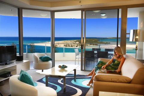 Monaco Caloundra - Accommodation Gladstone 32