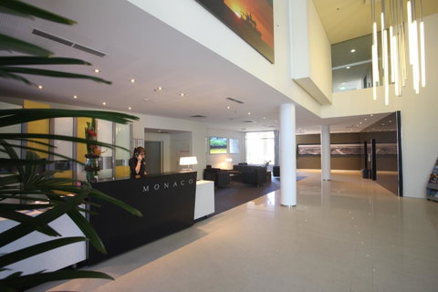 Monaco Caloundra - Accommodation Gladstone 4