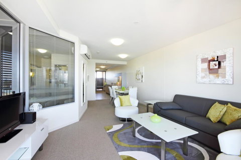 Monaco Caloundra - Accommodation Gladstone 29