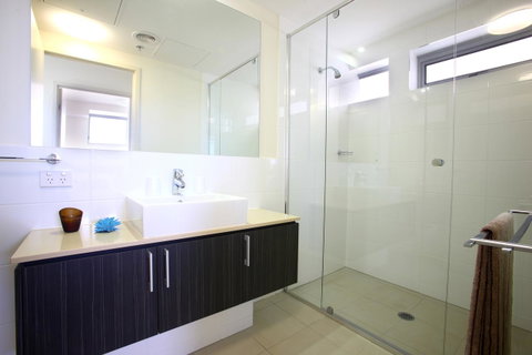 Monaco Caloundra - Accommodation Gladstone 39
