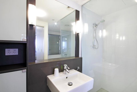 Monaco Caloundra - Accommodation Gladstone 24