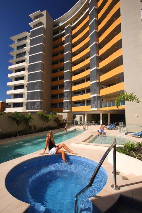Monaco Caloundra - Accommodation Gladstone 2