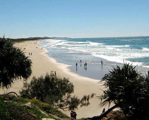 Beach House On Jones Parade, Central Coolum Beach - Accommodation Gladstone 15