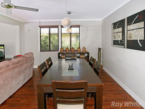 Beach House On Jones Parade, Central Coolum Beach - Accommodation Gladstone 7