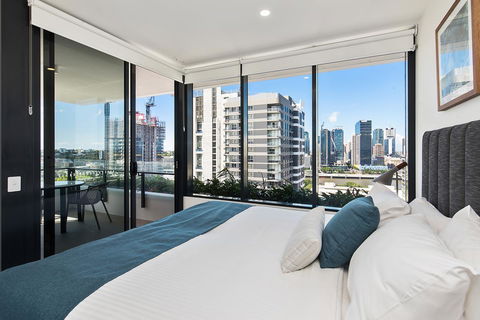 Ivy And Eve Apartments By CLLIX - Accommodation Gladstone 36