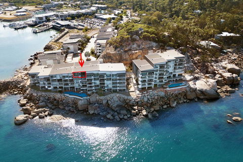 1 Bright Point Apartment 4501 - Accommodation Gladstone 0