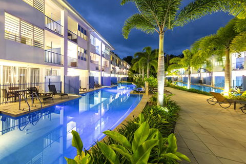 Silkari Lagoons Port Douglas - Accommodation Gladstone 0