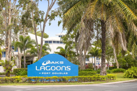 Silkari Lagoons Port Douglas - Accommodation Gladstone 1
