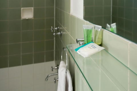 Nightcap At Emerald Star Hotel - Accommodation Gladstone 36