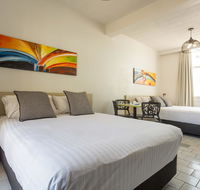 Nightcap at Emerald Star Hotel - Accommodation Gladstone