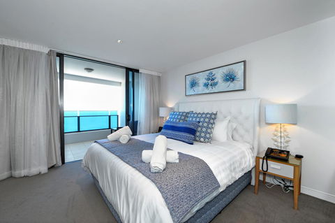 Soul Surfers Paradise - Gclr - Accommodation Gladstone 13