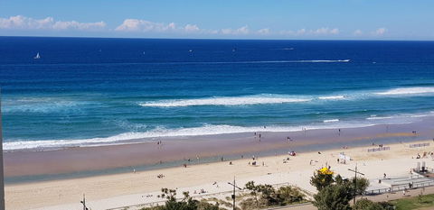 APR Private SUITES MOROC By The Beach - Accommodation Gladstone 1