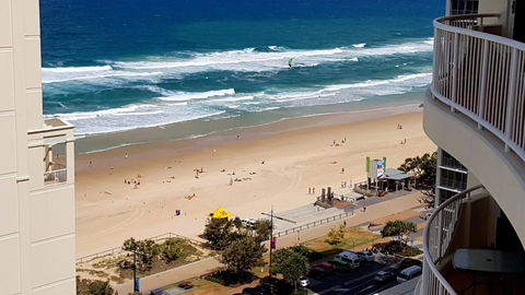 APR Private SUITES MOROC By The Beach - Accommodation Gladstone 0