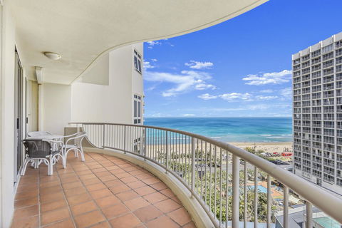 APR Private SUITES MOROC By The Beach - Accommodation Gladstone 14